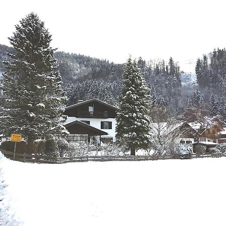 Geraeumiges Domizil Mit Bergblick Und Sauna Oberwössen Exteriér fotografie