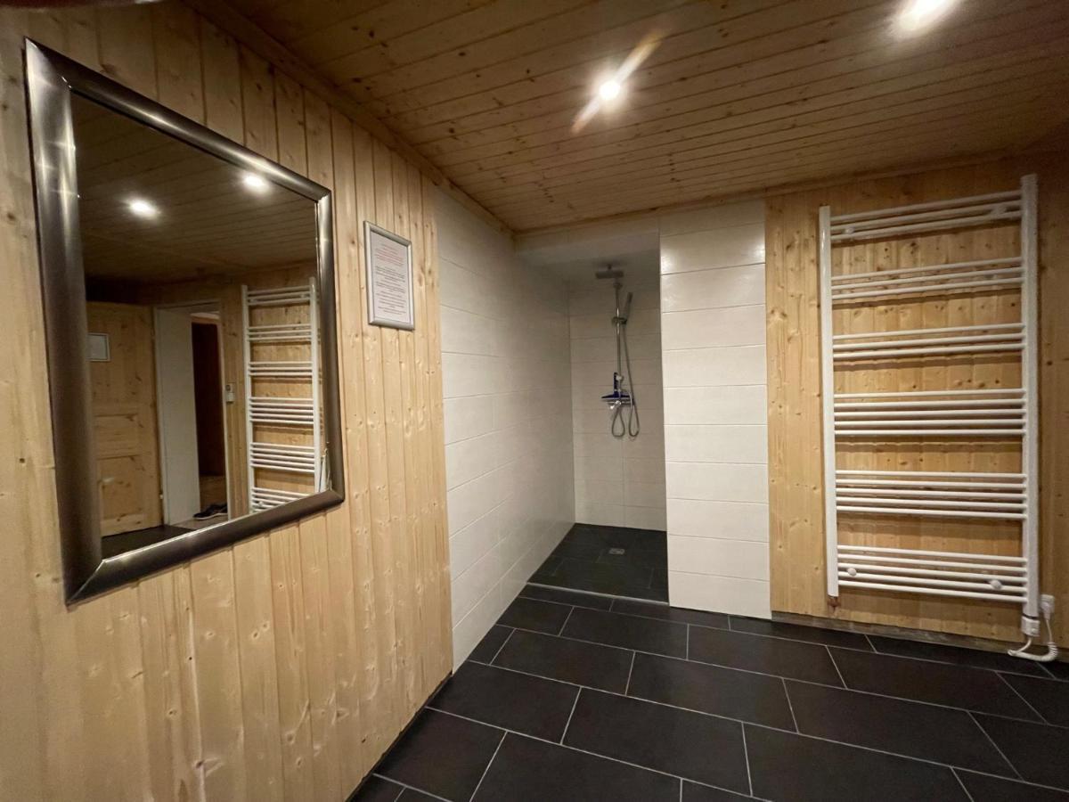 Geraeumiges Domizil Mit Bergblick Und Sauna Oberwössen Exteriér fotografie